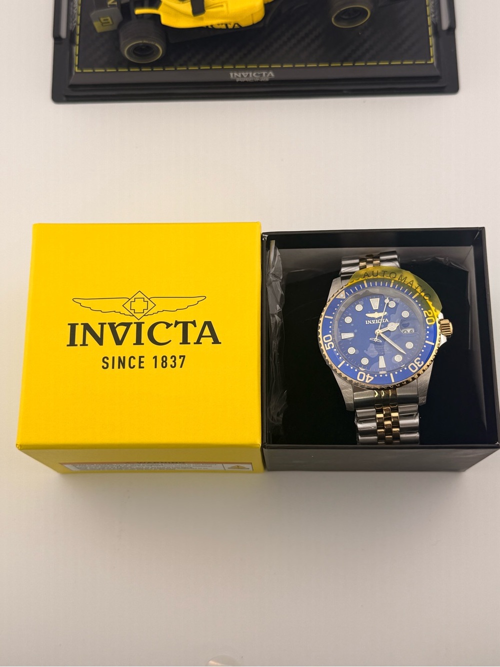NWT Invicta Pro Diver Automatic Two-Tone Watch Blue Dial 30093 3 yr warranty